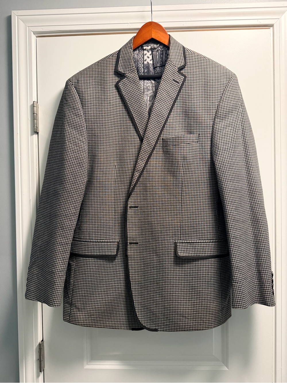 Van Heusen Black & White Houndstooth Sport Coat